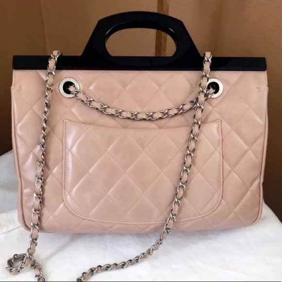 Gorgeous Chanel Blush Cream Hand bag - Picture 3 of 5